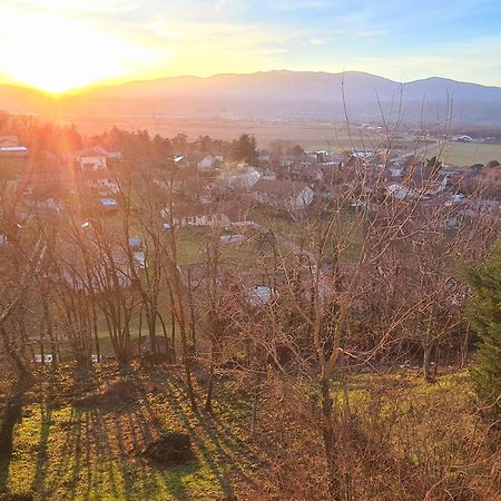 Gite De 70M² Avec Vue Sur Le Massif Du Pilat Clonas-sur-Vareze Экстерьер фото